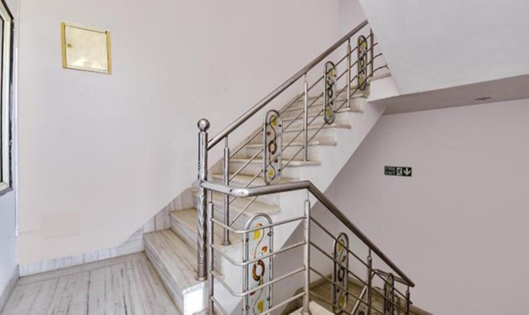 Hotel FabExpress Ranbanka Udaipur Exterior foto